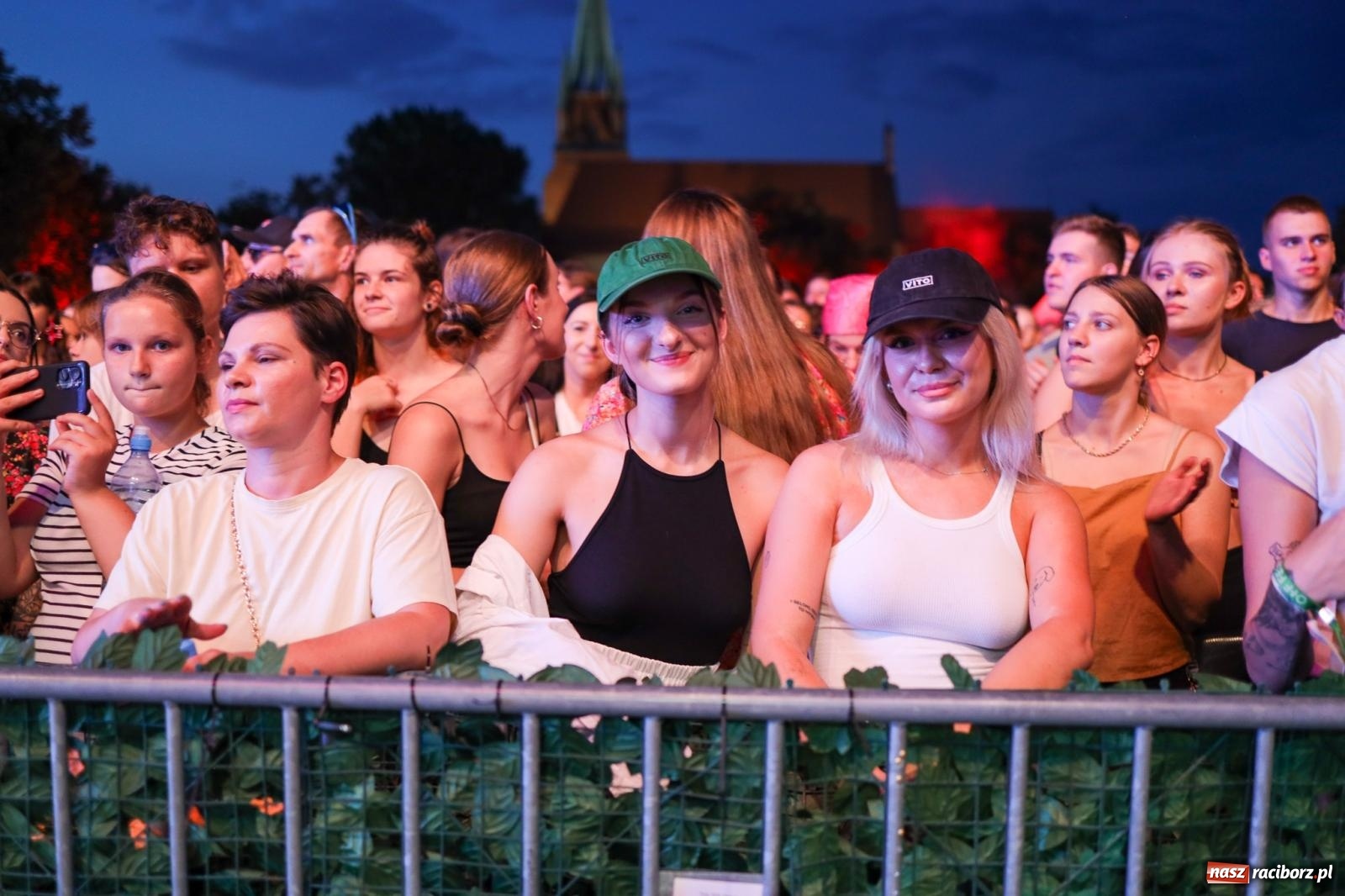 Zdjęcie w galerii na portalu naszraciborz.pl: Fajne miasto, fajna impreza, fajni ludzie. Raciborzanie swawolą [WIDEO] wiadomości z regionu