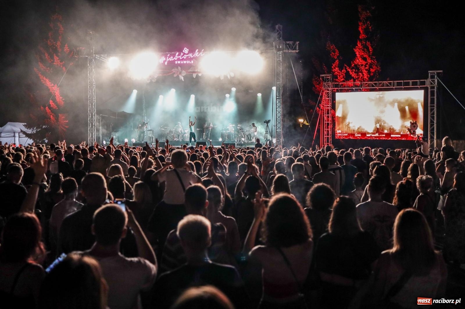 Zdjęcie w galerii na portalu naszraciborz.pl: Fajne miasto, fajna impreza, fajni ludzie. Raciborzanie swawolą [WIDEO] wiadomości z regionu