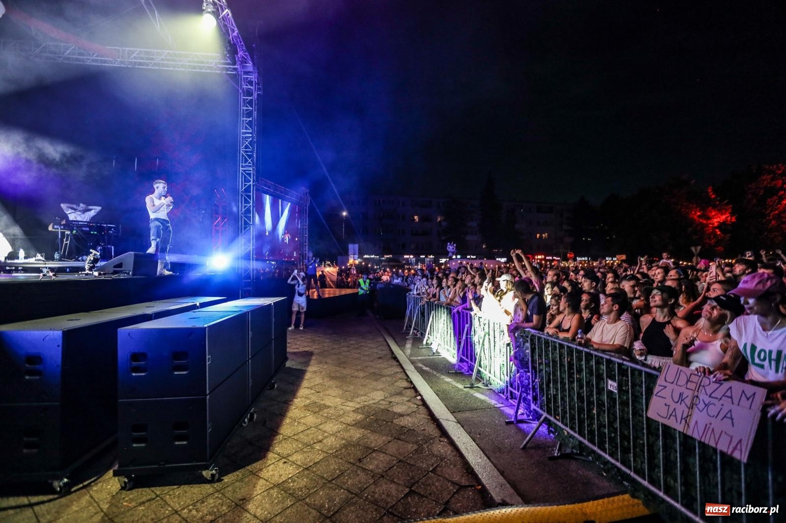 Zdjęcie w galerii na portalu naszraciborz.pl: Fajne miasto, fajna impreza, fajni ludzie. Raciborzanie swawolą [WIDEO] wiadomości z regionu