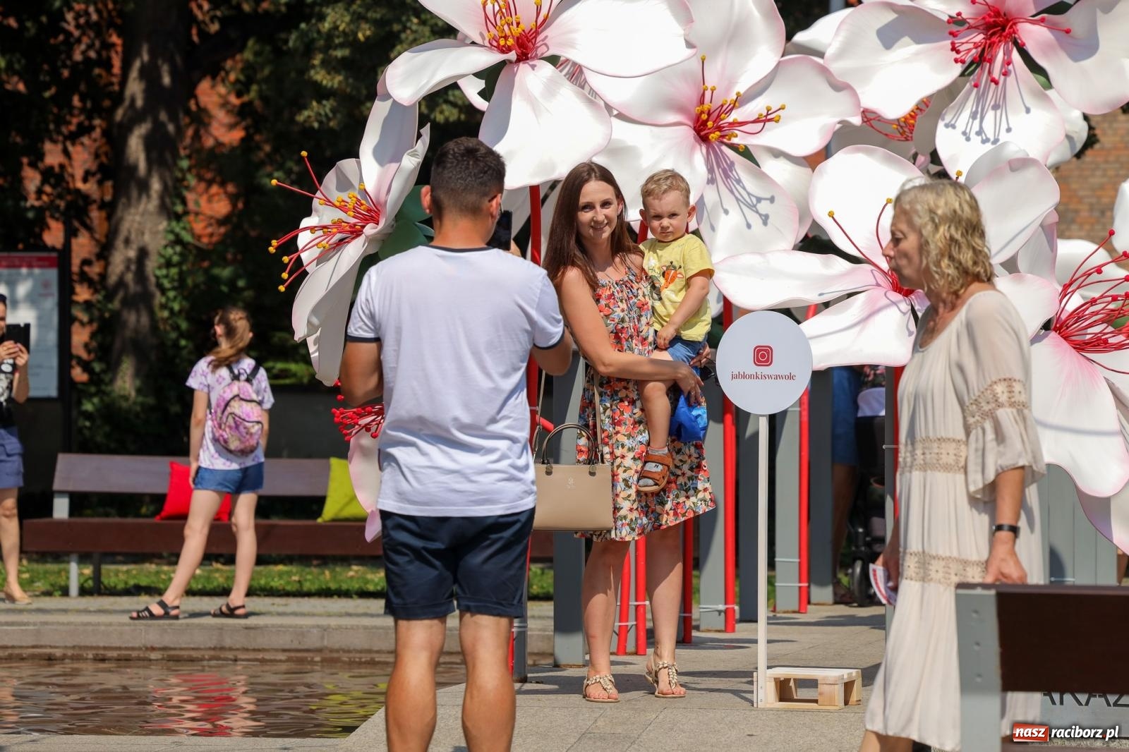 Zdjęcie w galerii na portalu naszraciborz.pl: Fajne miasto, fajna impreza, fajni ludzie. Raciborzanie swawolą [WIDEO] wiadomości z regionu