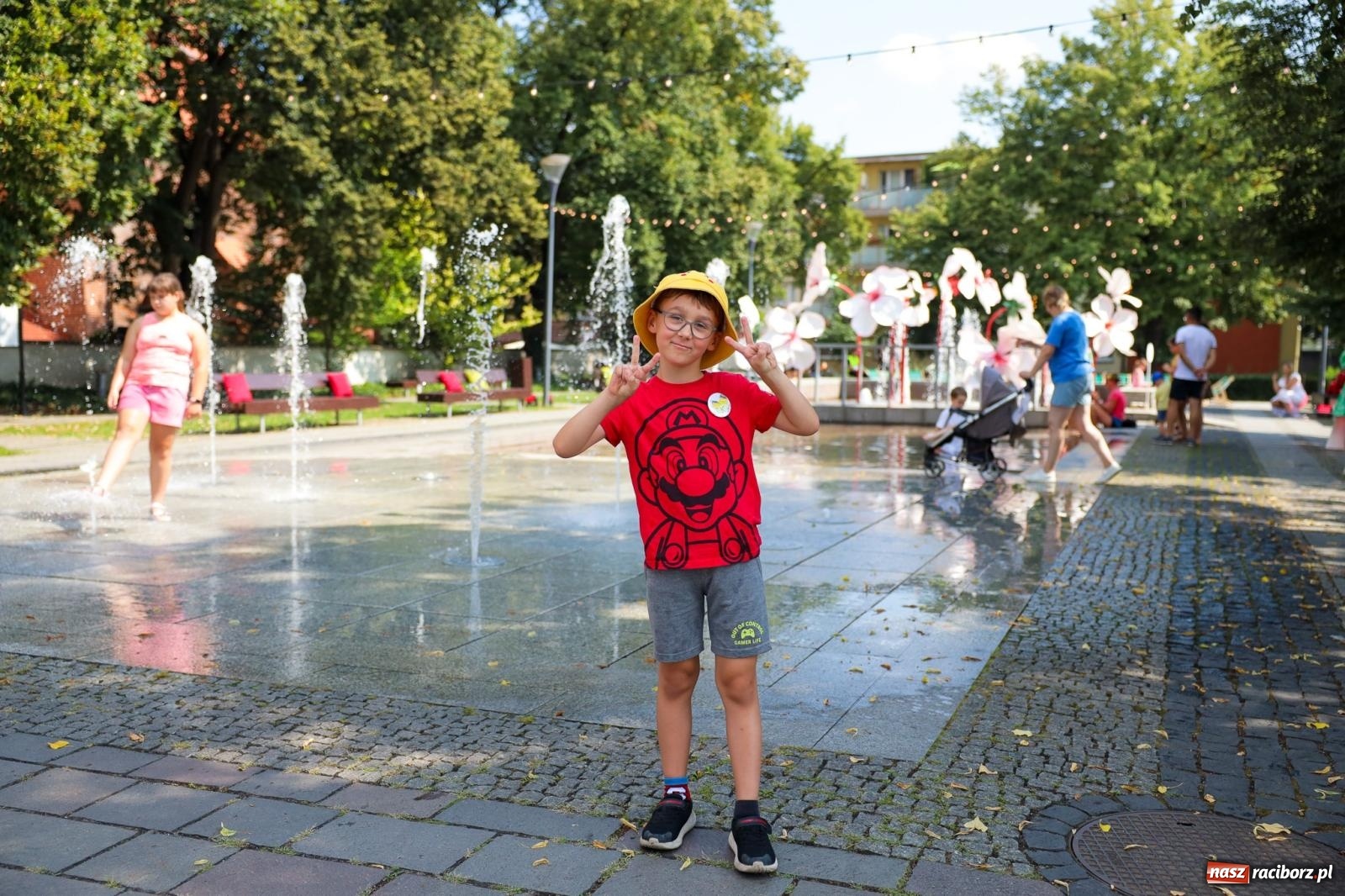 Zdjęcie w galerii na portalu naszraciborz.pl: Fajne miasto, fajna impreza, fajni ludzie. Raciborzanie swawolą [WIDEO] wiadomości z regionu