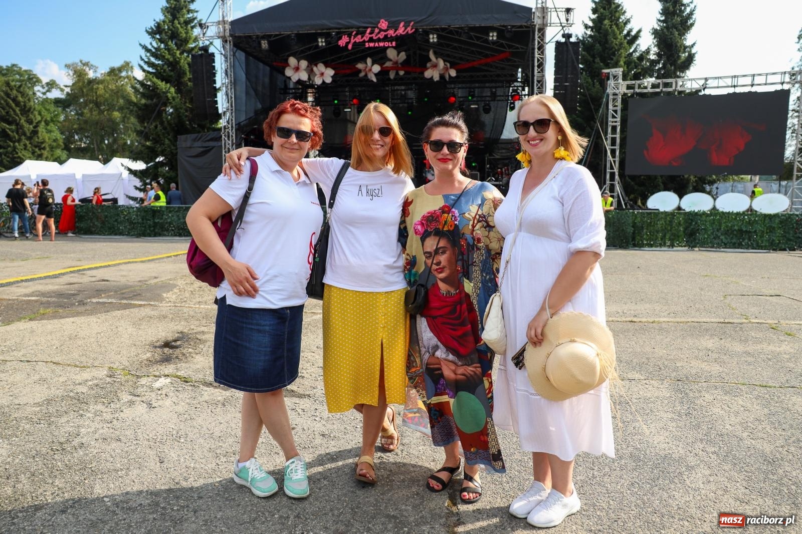 Zdjęcie w galerii na portalu naszraciborz.pl: Fajne miasto, fajna impreza, fajni ludzie. Raciborzanie swawolą [WIDEO] wiadomości z regionu