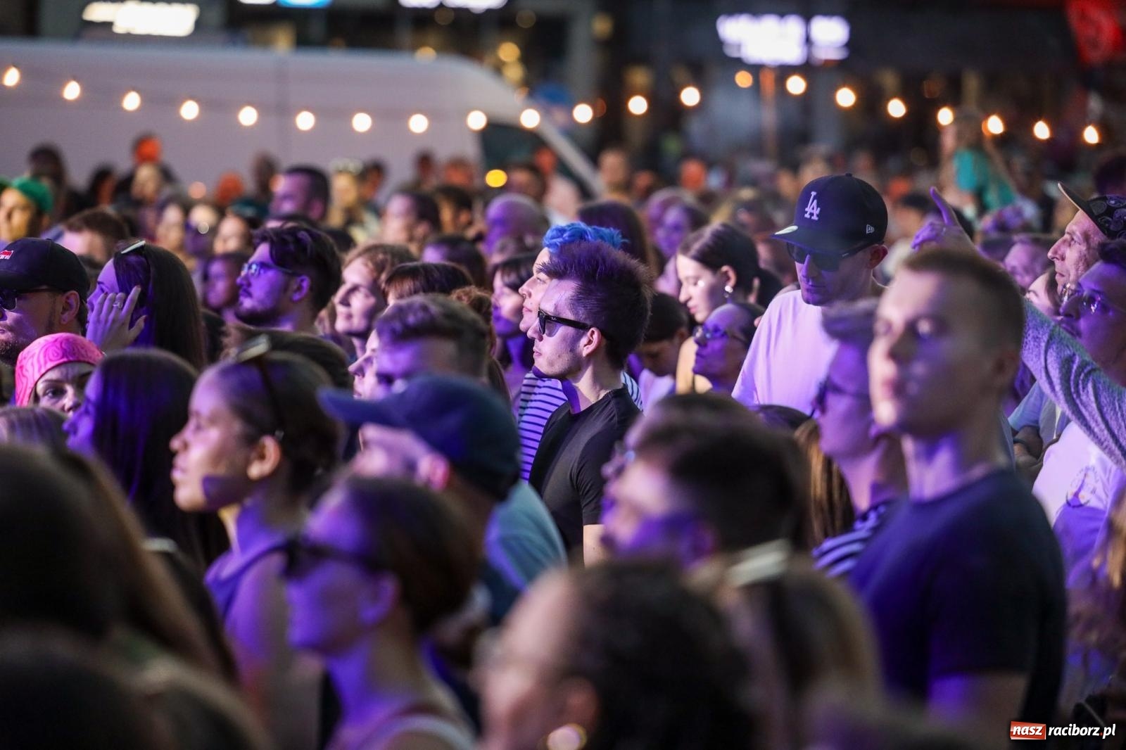 Zdjęcie w galerii na portalu naszraciborz.pl: Fajne miasto, fajna impreza, fajni ludzie. Raciborzanie swawolą [WIDEO] wiadomości z regionu