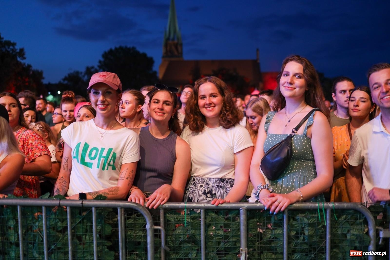 Zdjęcie w galerii na portalu naszraciborz.pl: Fajne miasto, fajna impreza, fajni ludzie. Raciborzanie swawolą [WIDEO] wiadomości z regionu