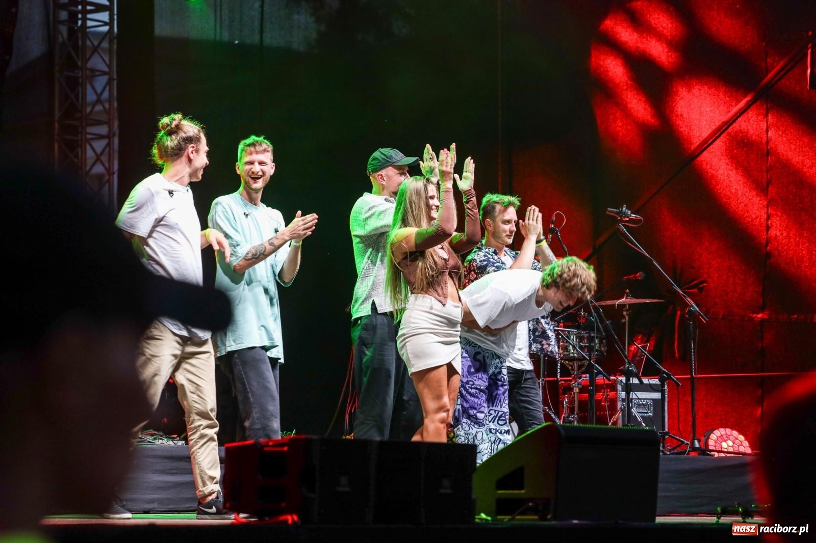 Zdjęcie w galerii na portalu naszraciborz.pl: Fajne miasto, fajna impreza, fajni ludzie. Raciborzanie swawolą [WIDEO] wiadomości z regionu