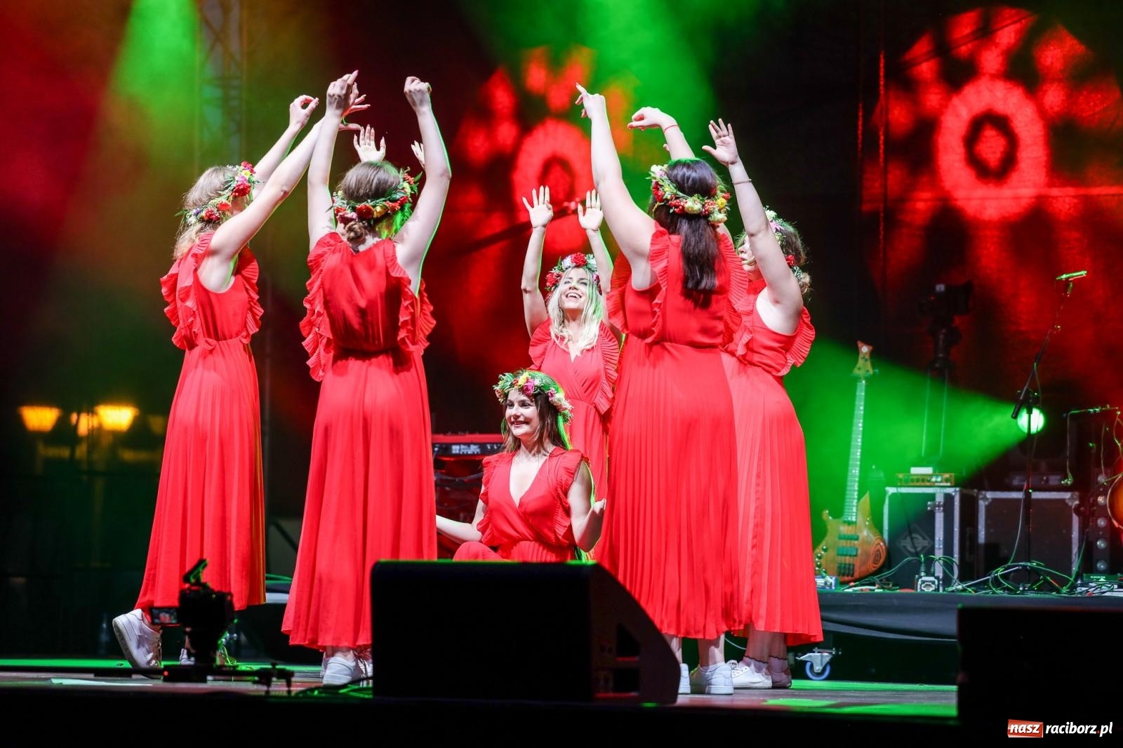 Zdjęcie w galerii na portalu naszraciborz.pl: Fajne miasto, fajna impreza, fajni ludzie. Raciborzanie swawolą [WIDEO] wiadomości z regionu