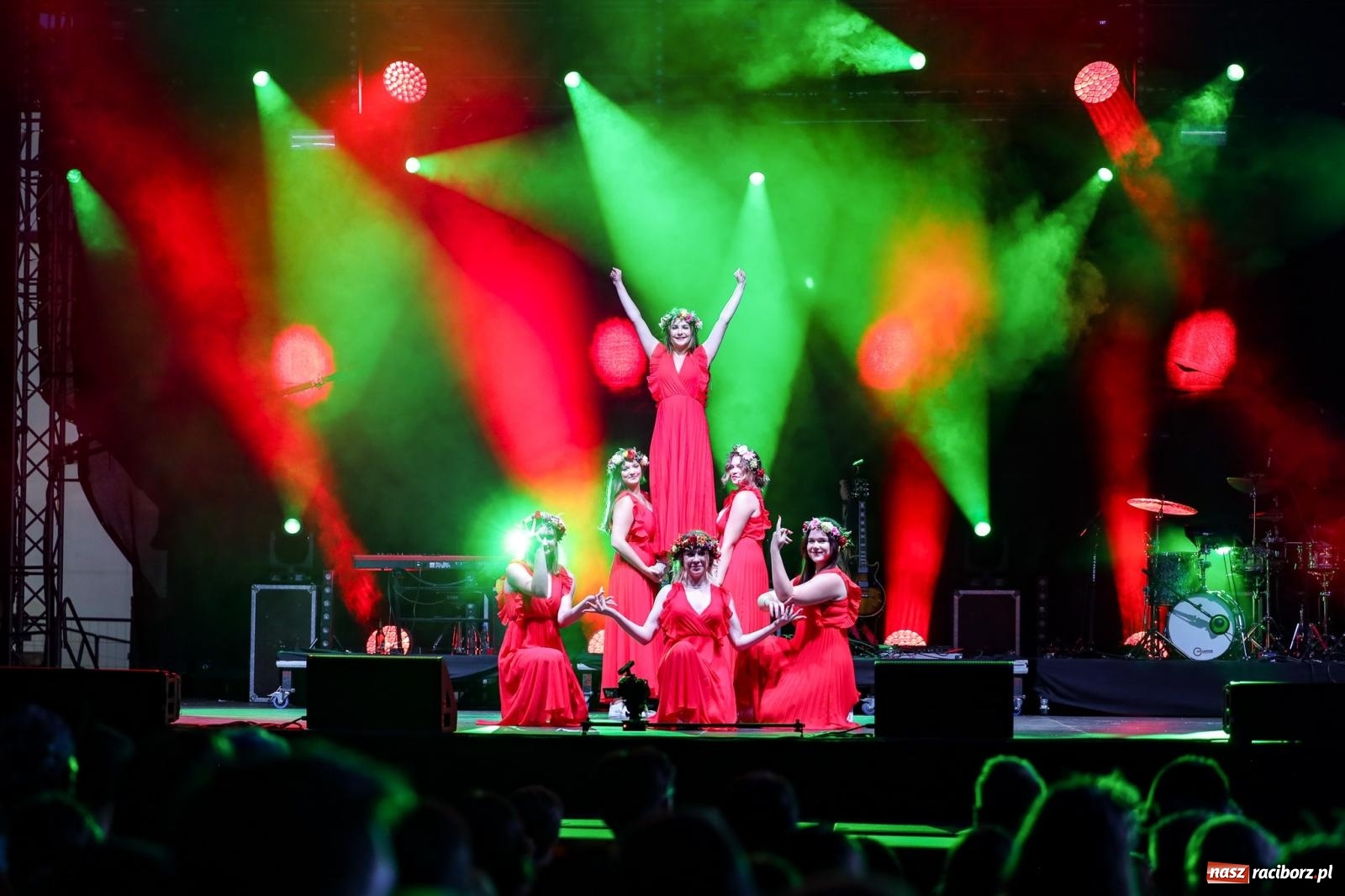 Zdjęcie w galerii na portalu naszraciborz.pl: Fajne miasto, fajna impreza, fajni ludzie. Raciborzanie swawolą [WIDEO] wiadomości z regionu