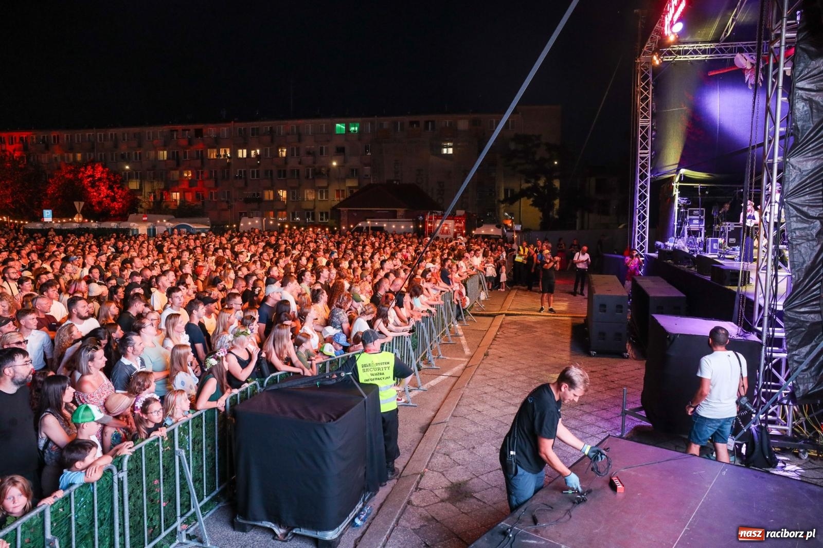 Zdjęcie w galerii na portalu naszraciborz.pl: Fajne miasto, fajna impreza, fajni ludzie. Raciborzanie swawolą [WIDEO] wiadomości z regionu