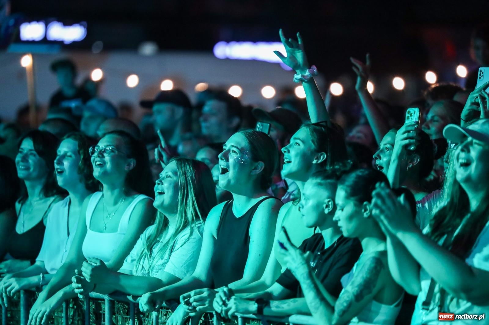Zdjęcie w galerii na portalu naszraciborz.pl: Fajne miasto, fajna impreza, fajni ludzie. Raciborzanie swawolą [WIDEO] wiadomości z regionu