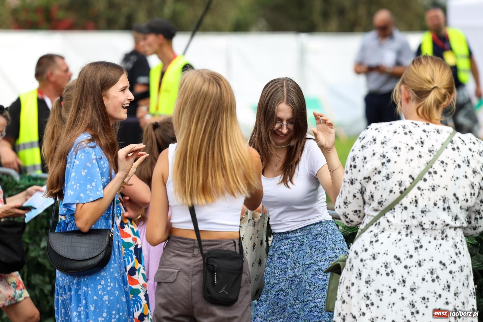 Zdjęcie w galerii na portalu naszraciborz.pl: Fajne miasto, fajna impreza, fajni ludzie. Raciborzanie swawolą [WIDEO] wiadomości z regionu