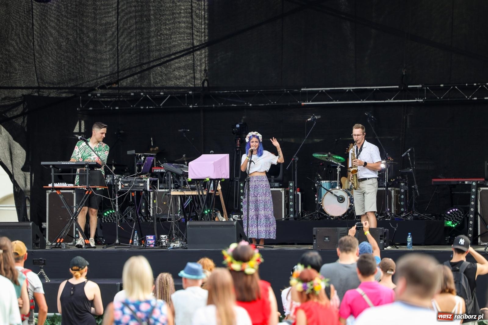 Zdjęcie w galerii na portalu naszraciborz.pl: Fajne miasto, fajna impreza, fajni ludzie. Raciborzanie swawolą [WIDEO] wiadomości z regionu