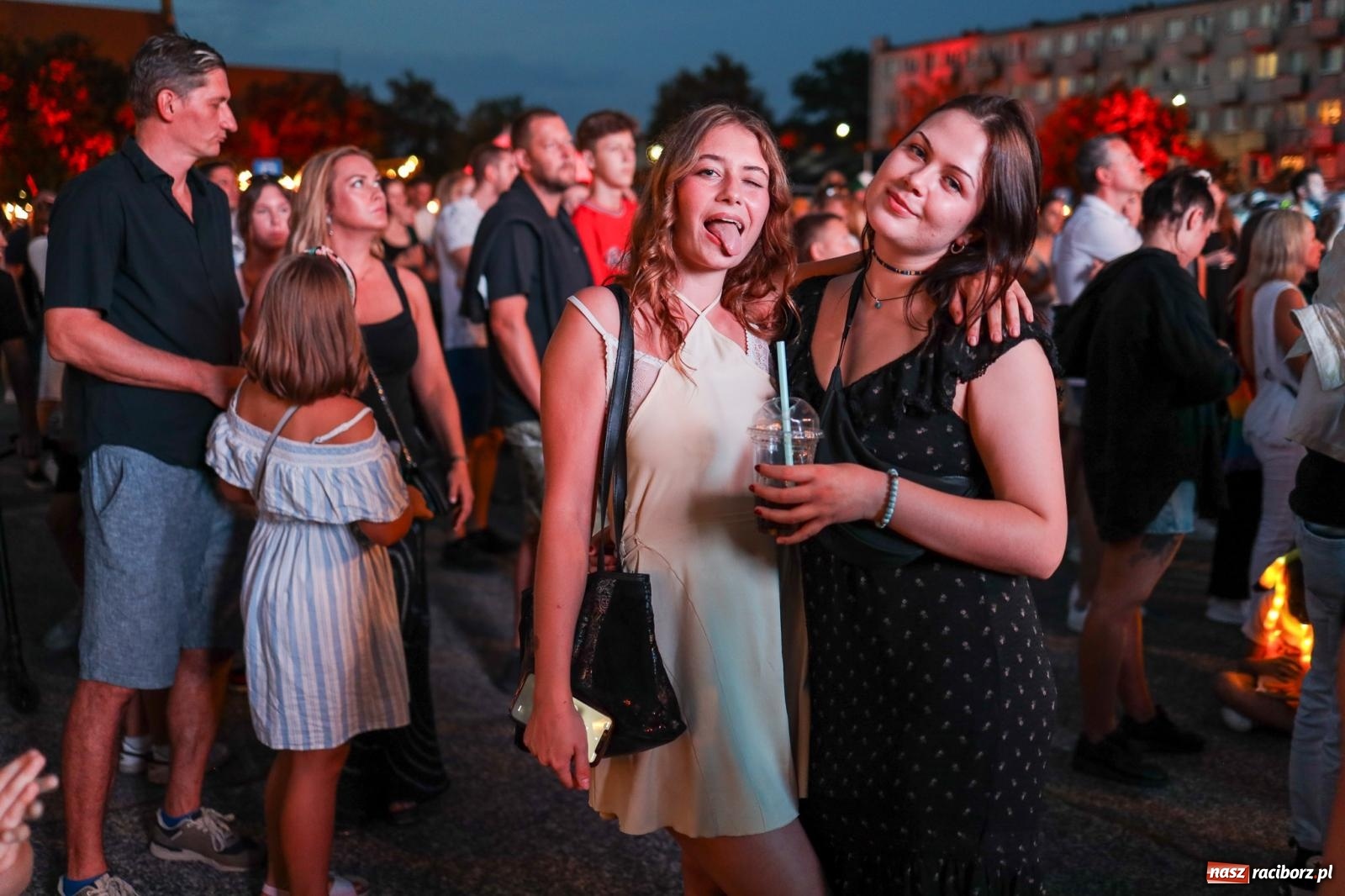 Zdjęcie w galerii na portalu naszraciborz.pl: Fajne miasto, fajna impreza, fajni ludzie. Raciborzanie swawolą [WIDEO] wiadomości z regionu