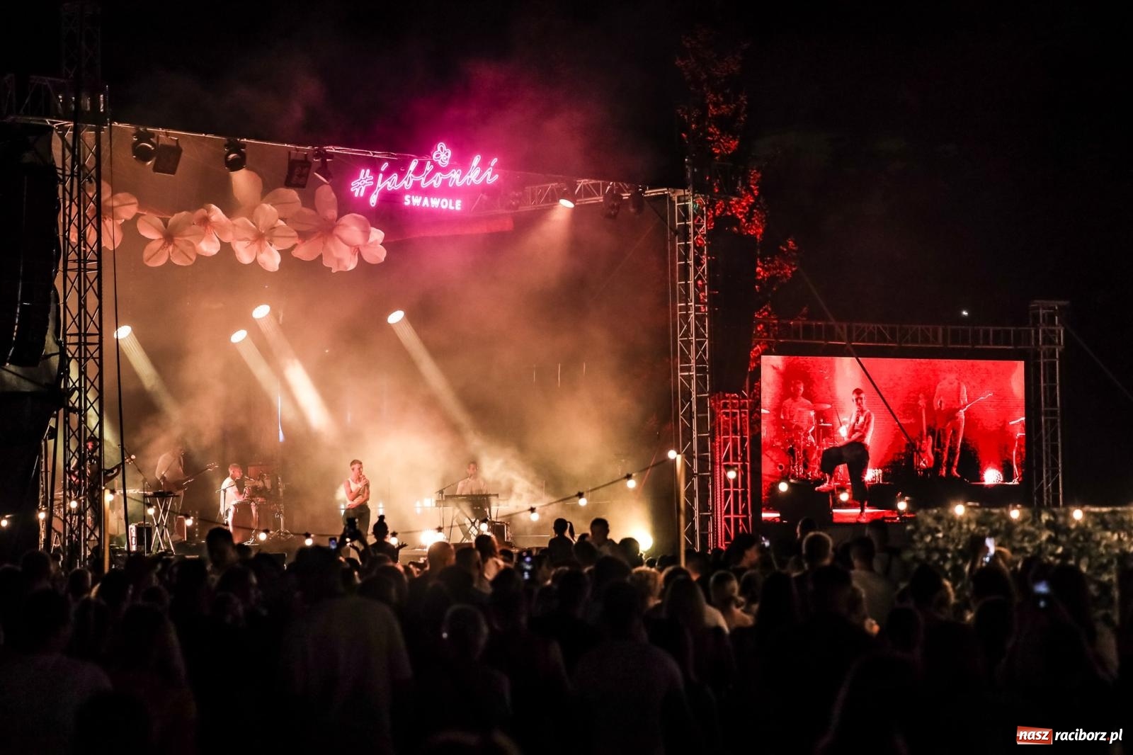 Zdjęcie w galerii na portalu naszraciborz.pl: Fajne miasto, fajna impreza, fajni ludzie. Raciborzanie swawolą [WIDEO] wiadomości z regionu