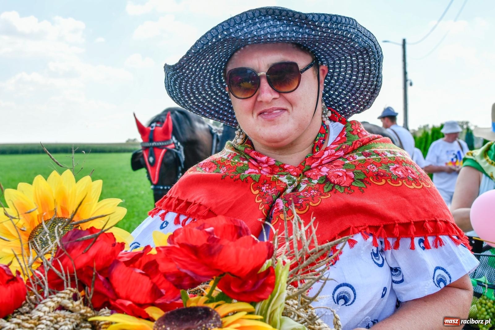 Zdjęcie w galerii na portalu naszraciborz.pl: Maków otworzył sezon dożynkowy w gminie Pietrowice Wielkie [FOTO i WIDEO] wiadomości z regionu