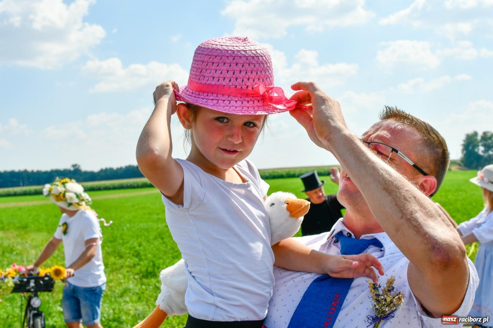 Zdjęcie w galerii na portalu naszraciborz.pl: Maków otworzył sezon dożynkowy w gminie Pietrowice Wielkie [FOTO i WIDEO] wiadomości z regionu