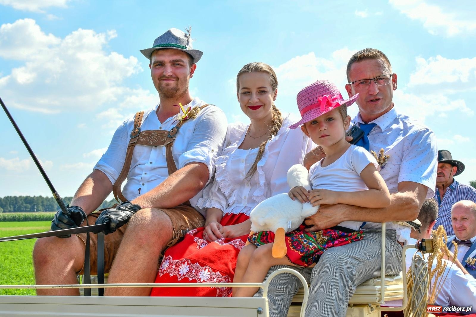 Zdjęcie w galerii na portalu naszraciborz.pl: Maków otworzył sezon dożynkowy w gminie Pietrowice Wielkie [FOTO i WIDEO] wiadomości z regionu