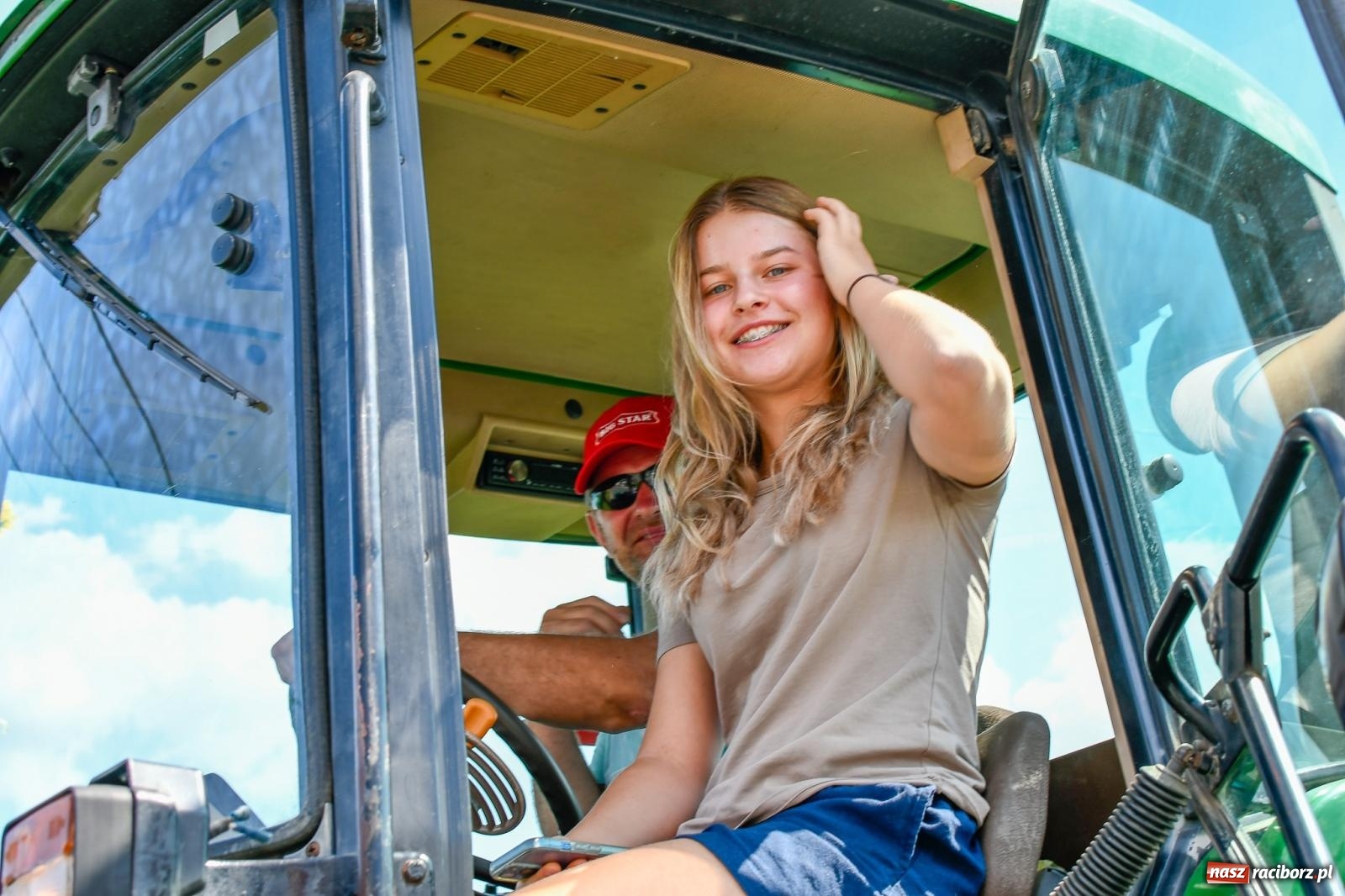 Zdjęcie w galerii na portalu naszraciborz.pl: Maków otworzył sezon dożynkowy w gminie Pietrowice Wielkie [FOTO i WIDEO] wiadomości z regionu