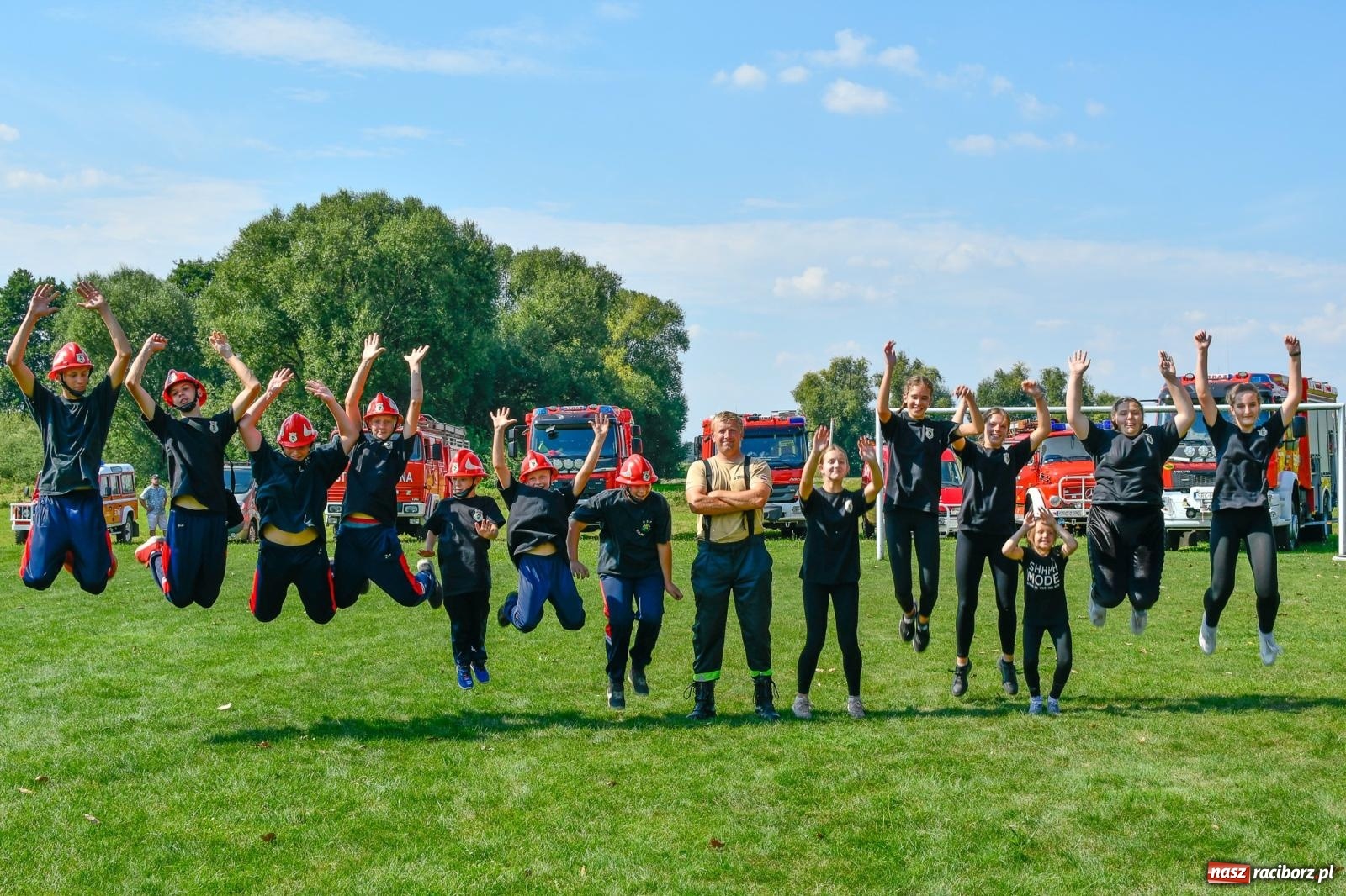 Zdjęcie w galerii na portalu naszraciborz.pl: Młodzieżowe drużyny pożarnicze rywalizują w Bojanowie [FOTO i WIDEO] wiadomości z regionu