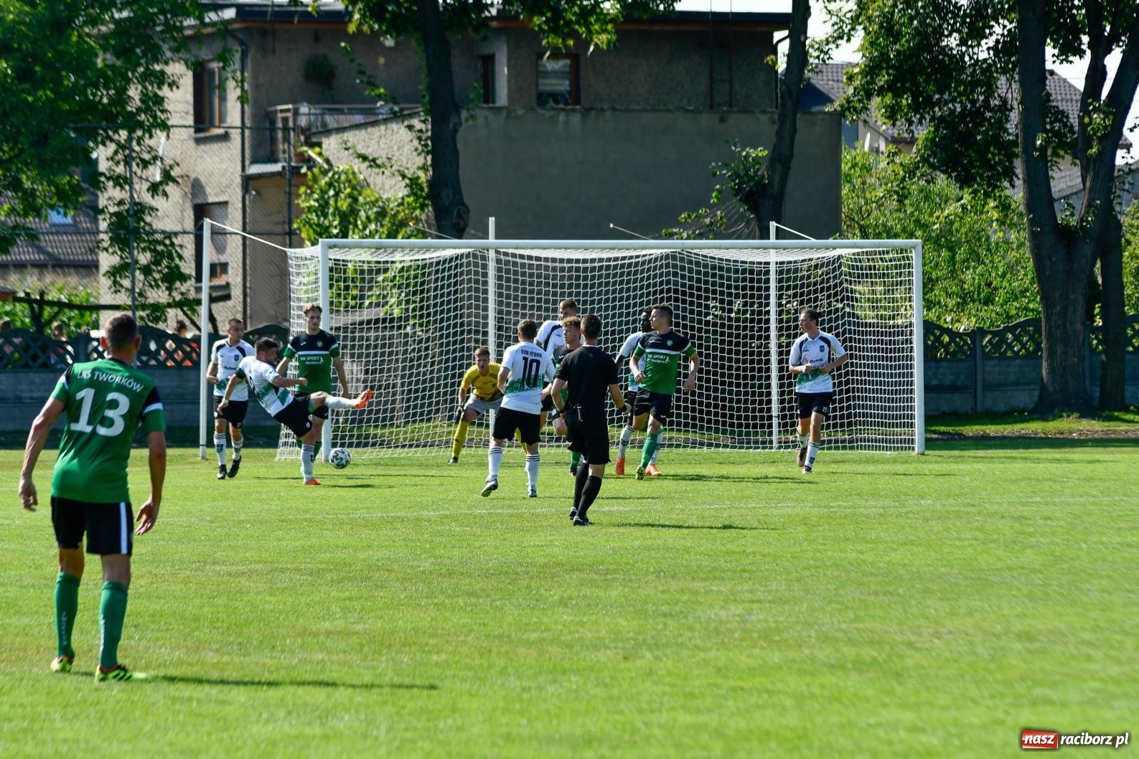 Zdjęcie w galerii na portalu naszraciborz.pl: Tworków i Rybnik podzieliły się punktami [FOTO i WIDEO] wiadomości z regionu