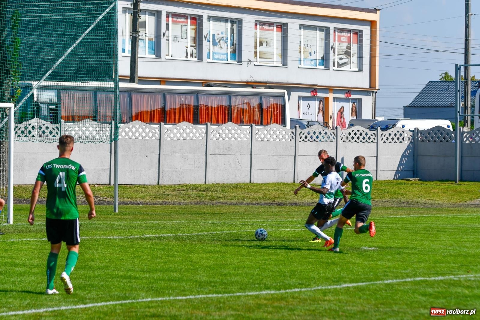 Zdjęcie w galerii na portalu naszraciborz.pl: Tworków i Rybnik podzieliły się punktami [FOTO i WIDEO] wiadomości z regionu