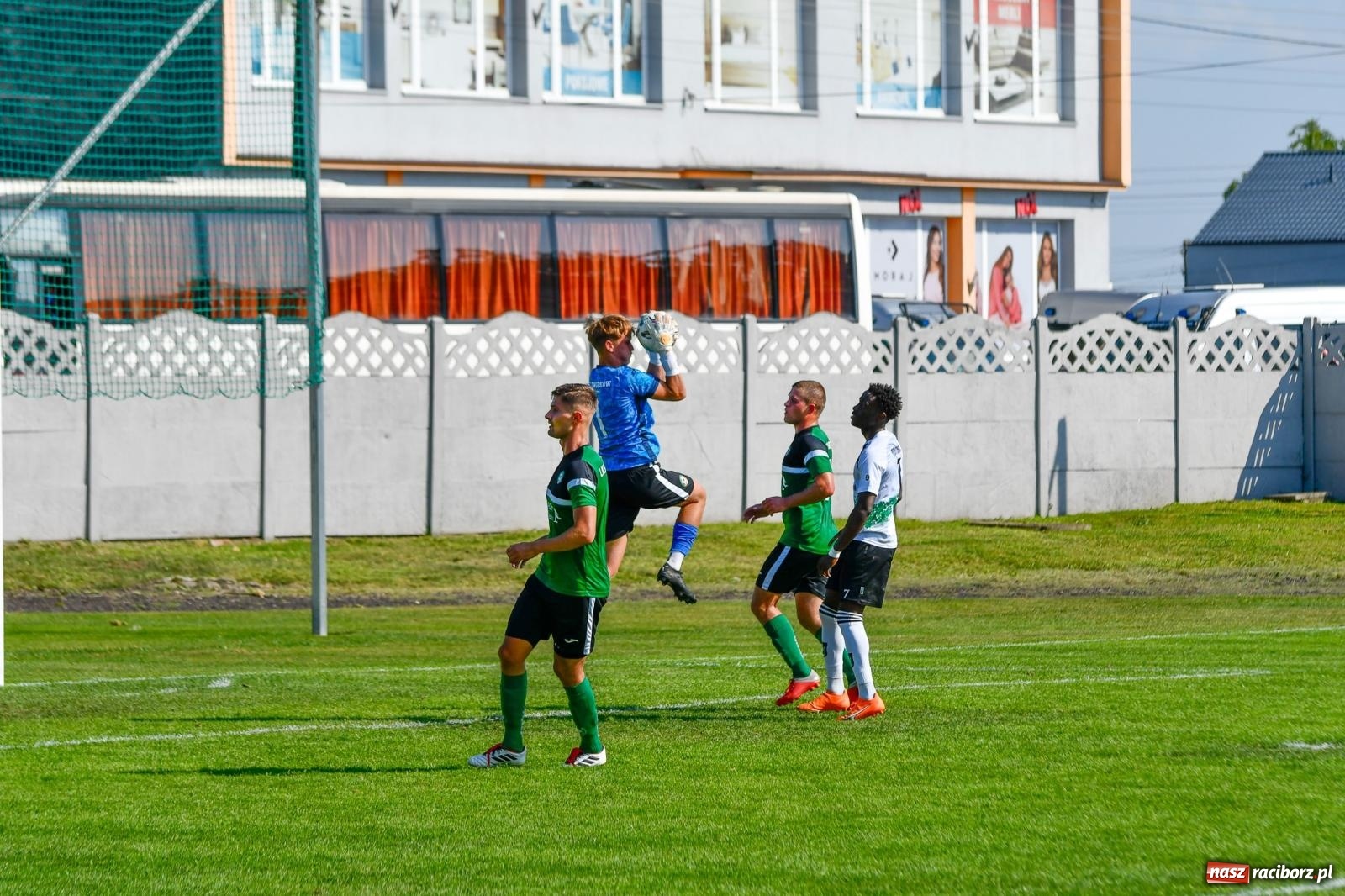 Zdjęcie w galerii na portalu naszraciborz.pl: Tworków i Rybnik podzieliły się punktami [FOTO i WIDEO] wiadomości z regionu