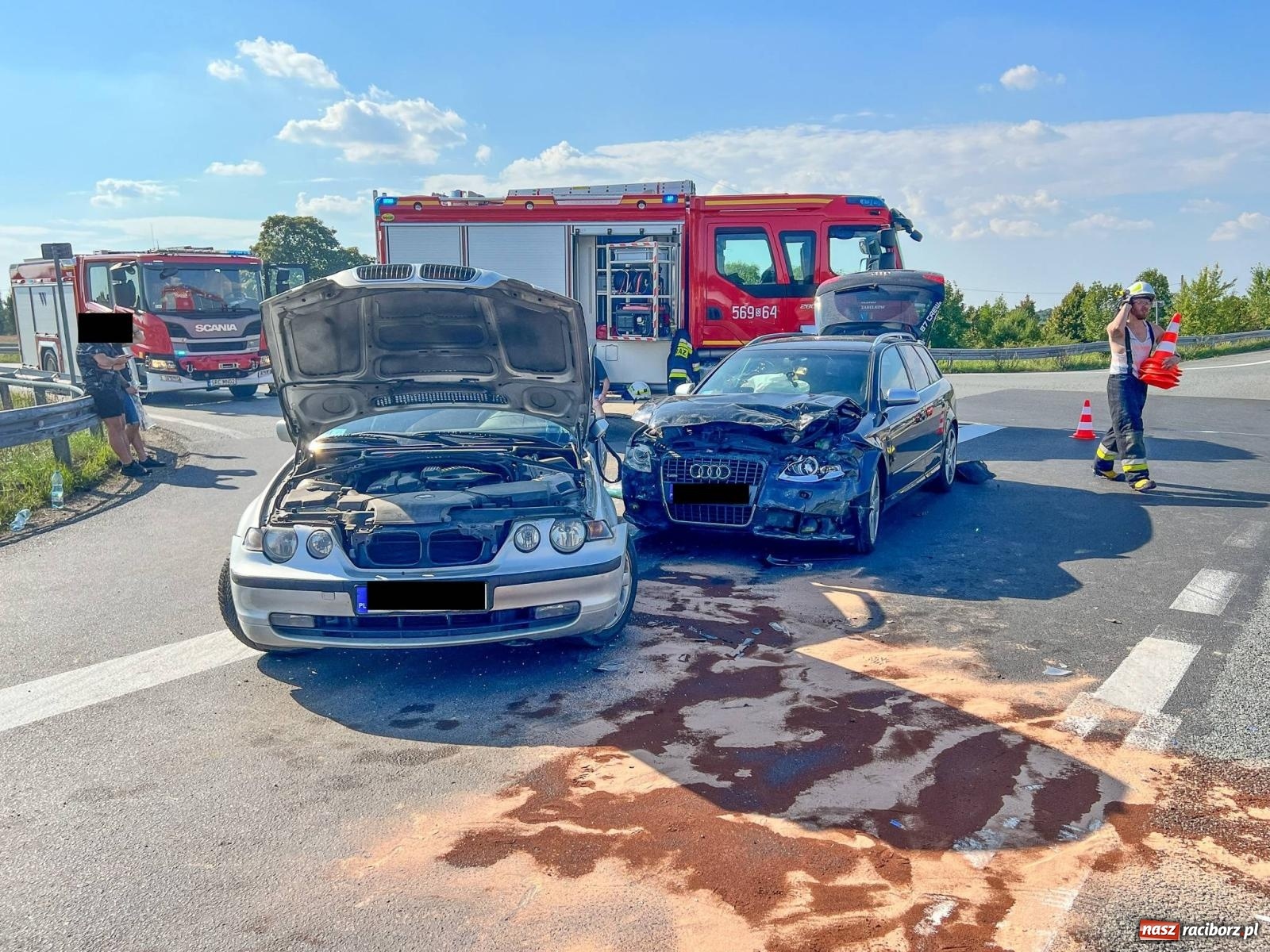 Zdjęcie w galerii na portalu naszraciborz.pl: Wypadek w Zabełkowie. Śmigłowiec LPR lądował po 12-latkę [FOTO] wiadomości z regionu