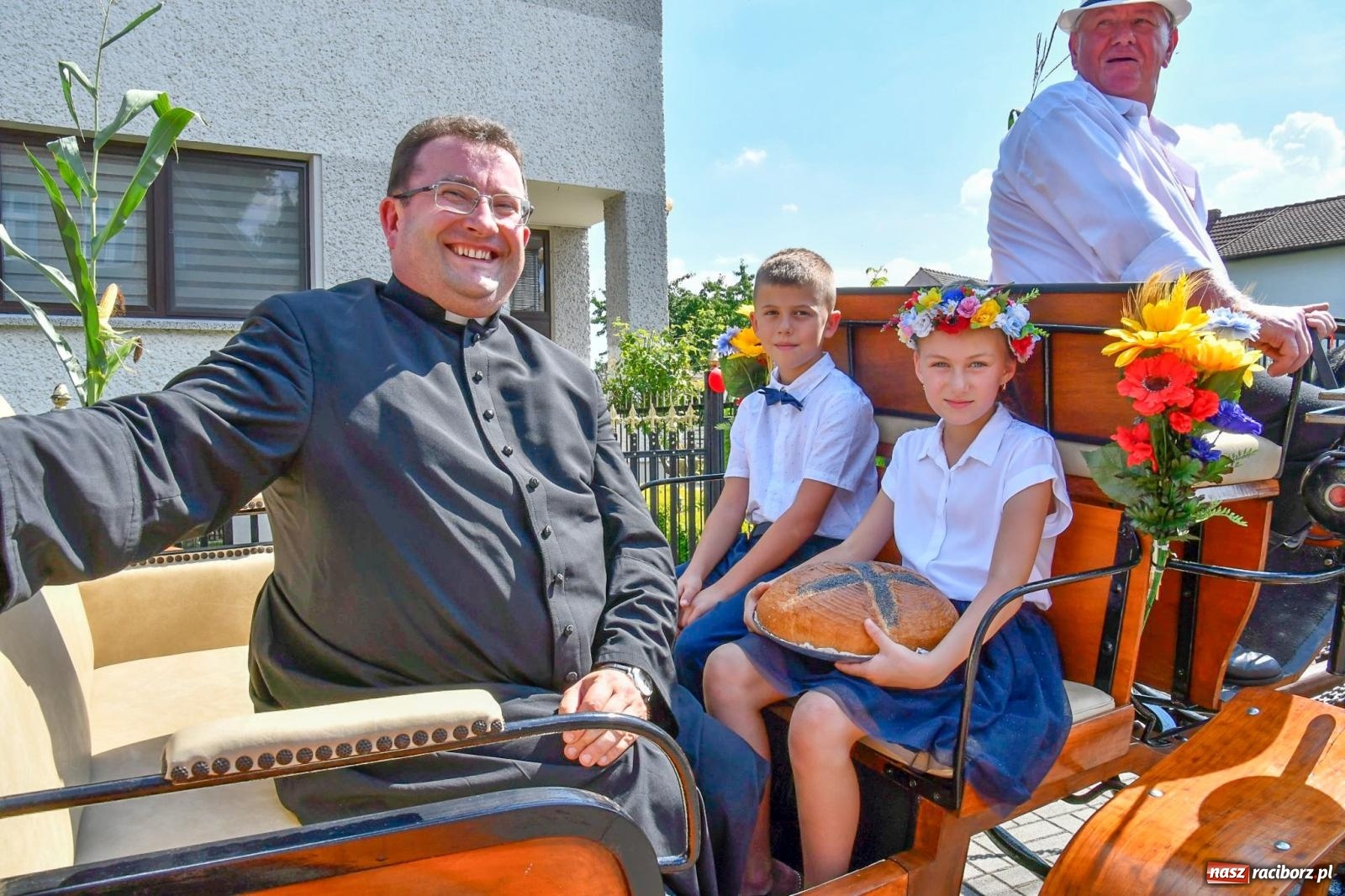 Zdjęcie w galerii na portalu naszraciborz.pl: Radosne i kolorowe święto plonów w Bolesławiu [FOTO i WIDEO] wiadomości z regionu