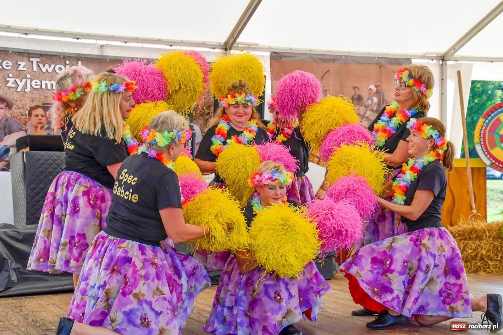 Zdjęcie w galerii na portalu naszraciborz.pl: Radosne i kolorowe święto plonów w Bolesławiu [FOTO i WIDEO] wiadomości z regionu