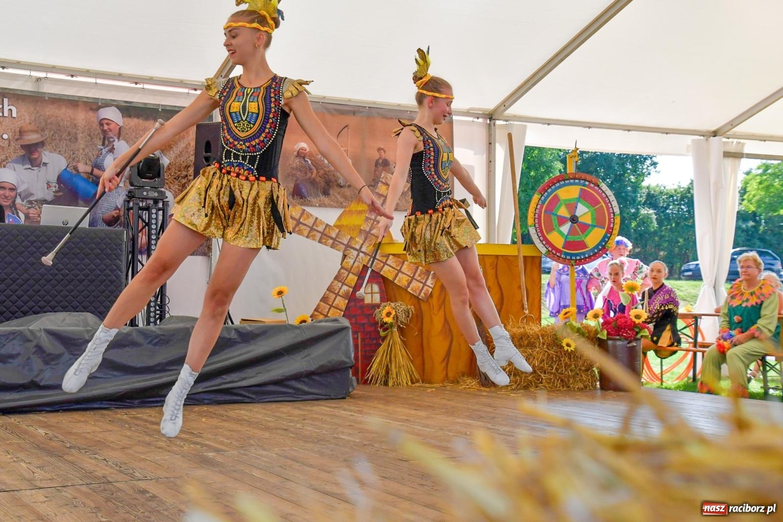 Zdjęcie w galerii na portalu naszraciborz.pl: Radosne i kolorowe święto plonów w Bolesławiu [FOTO i WIDEO] wiadomości z regionu