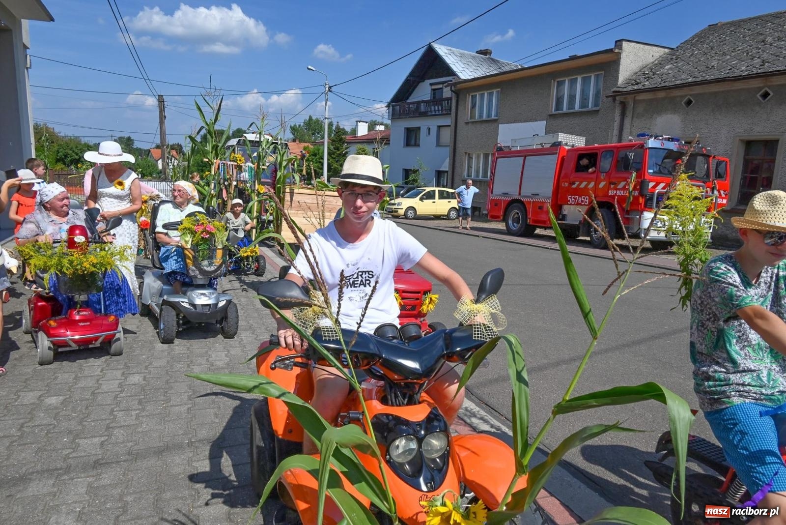 Zdjęcie w galerii na portalu naszraciborz.pl: Radosne i kolorowe święto plonów w Bolesławiu [FOTO i WIDEO] wiadomości z regionu