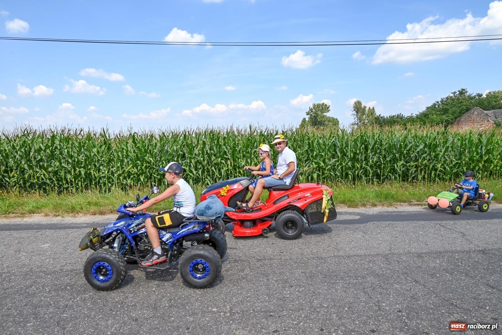 Zdjęcie w galerii na portalu naszraciborz.pl: Radosne i kolorowe święto plonów w Bolesławiu [FOTO i WIDEO] wiadomości z regionu
