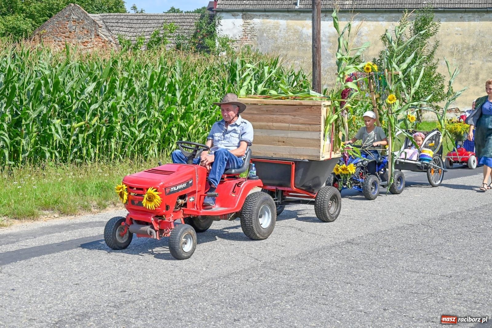 Zdjęcie w galerii na portalu naszraciborz.pl: Radosne i kolorowe święto plonów w Bolesławiu [FOTO i WIDEO] wiadomości z regionu