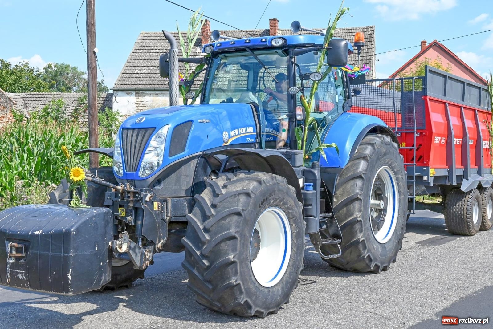 Zdjęcie w galerii na portalu naszraciborz.pl: Radosne i kolorowe święto plonów w Bolesławiu [FOTO i WIDEO] wiadomości z regionu