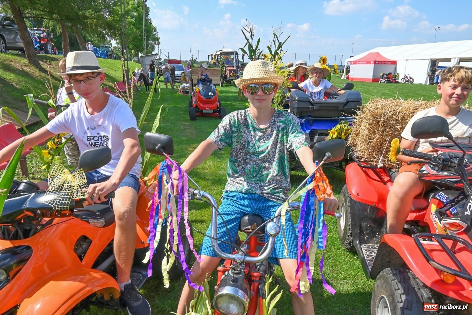 Zdjęcie w galerii na portalu naszraciborz.pl: Radosne i kolorowe święto plonów w Bolesławiu [FOTO i WIDEO] wiadomości z regionu