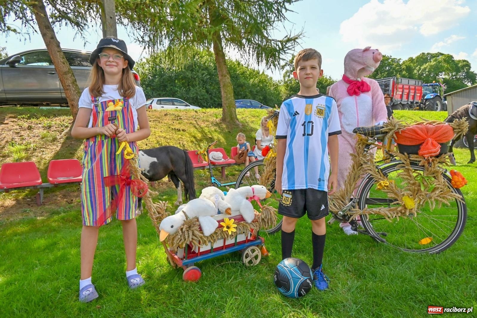 Zdjęcie w galerii na portalu naszraciborz.pl: Radosne i kolorowe święto plonów w Bolesławiu [FOTO i WIDEO] wiadomości z regionu