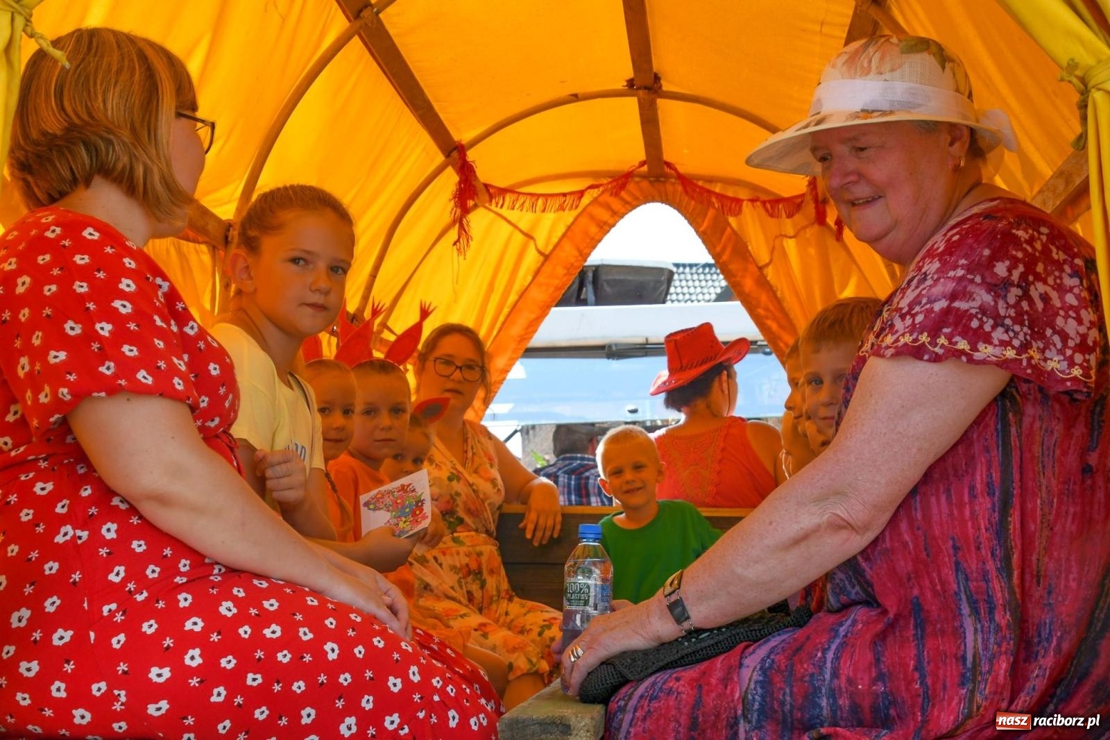 Zdjęcie w galerii na portalu naszraciborz.pl: Radosne i kolorowe święto plonów w Bolesławiu [FOTO i WIDEO] wiadomości z regionu