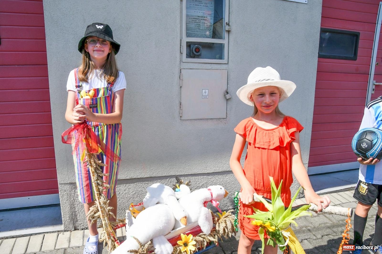 Zdjęcie w galerii na portalu naszraciborz.pl: Radosne i kolorowe święto plonów w Bolesławiu [FOTO i WIDEO] wiadomości z regionu