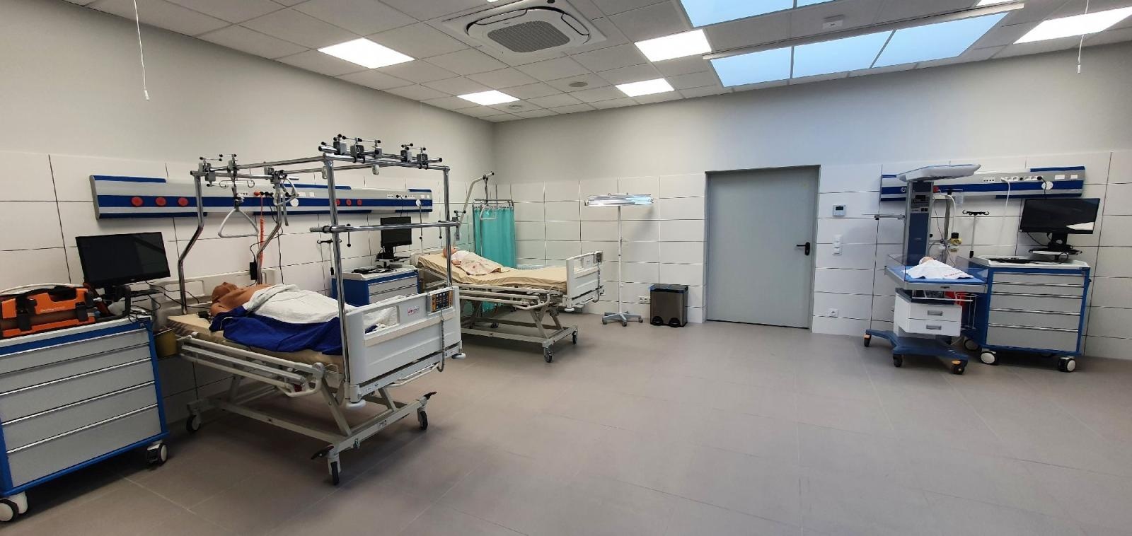 Zdjęcie w galerii na portalu naszraciborz.pl: Nigdy nie jest za późno, aby studiować: Akademia Nauk Stosowanych w Raciborzu czeka na Ciebie! wiadomości z regionu