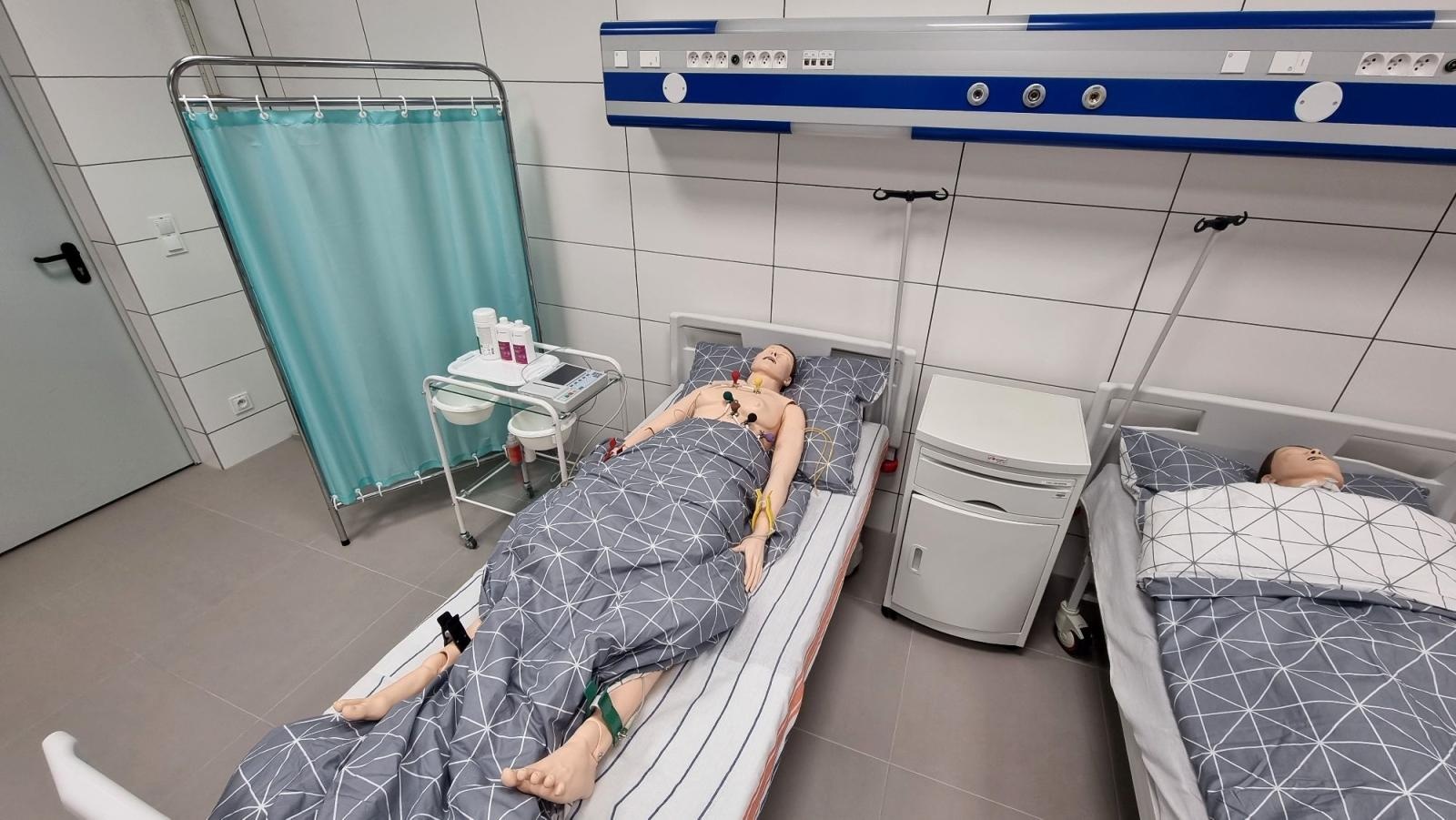 Zdjęcie w galerii na portalu naszraciborz.pl: Nigdy nie jest za późno, aby studiować: Akademia Nauk Stosowanych w Raciborzu czeka na Ciebie! wiadomości z regionu