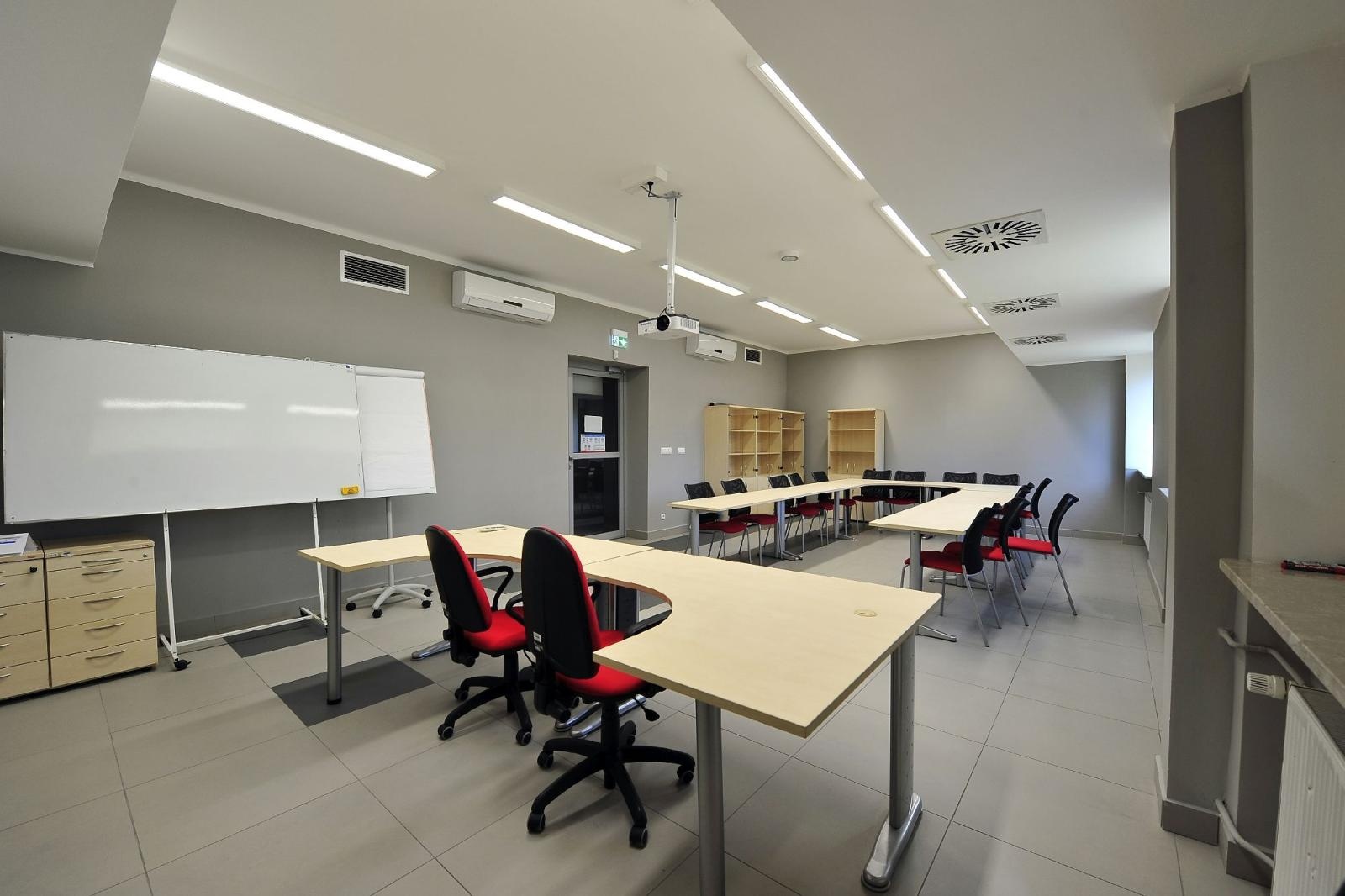 Zdjęcie w galerii na portalu naszraciborz.pl: Nigdy nie jest za późno, aby studiować: Akademia Nauk Stosowanych w Raciborzu czeka na Ciebie! wiadomości z regionu