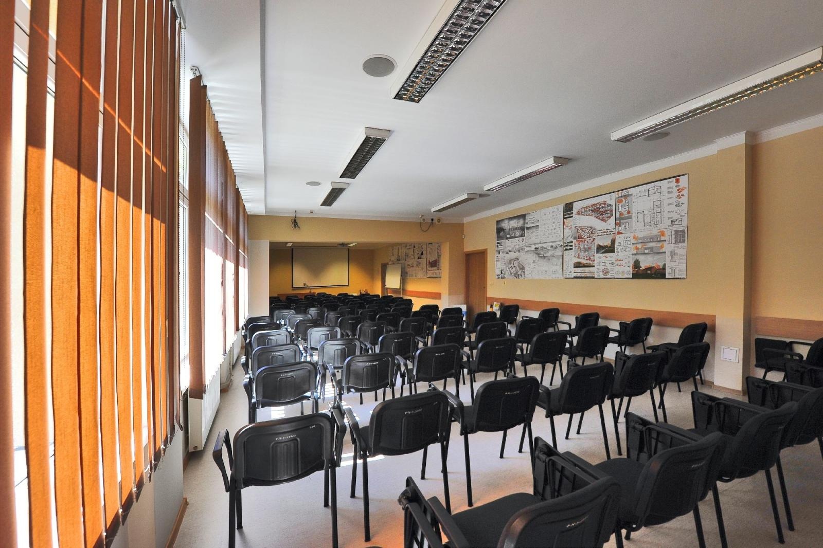 Zdjęcie w galerii na portalu naszraciborz.pl: Nigdy nie jest za późno, aby studiować: Akademia Nauk Stosowanych w Raciborzu czeka na Ciebie! wiadomości z regionu