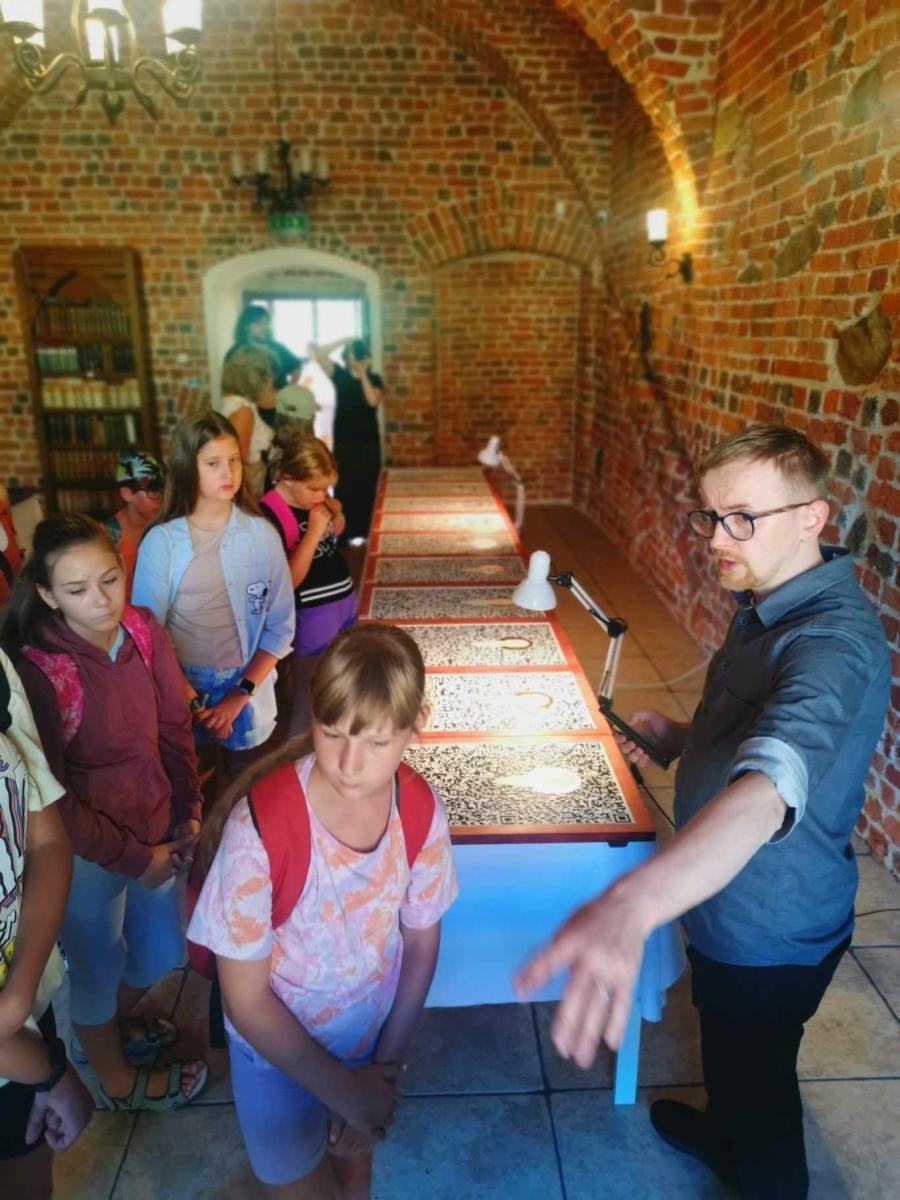 Zdjęcie w galerii na portalu naszraciborz.pl: MDK zorganizował w Rudach plener malarski wiadomości z regionu