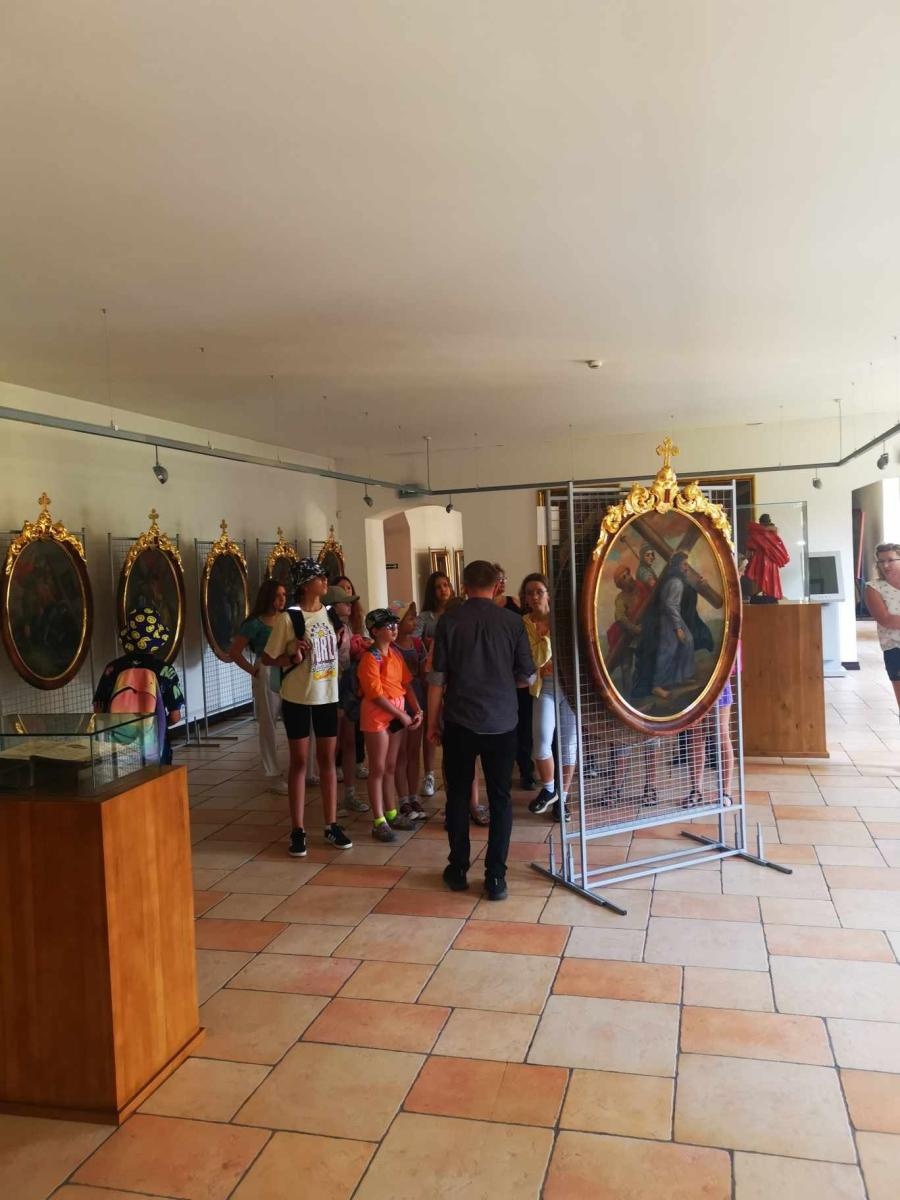 Zdjęcie w galerii na portalu naszraciborz.pl: MDK zorganizował w Rudach plener malarski wiadomości z regionu