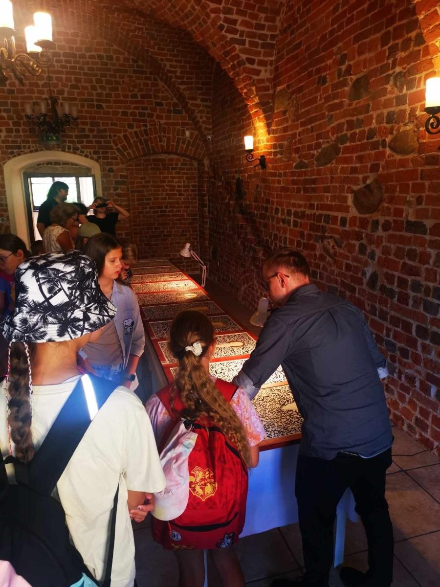 Zdjęcie w galerii na portalu naszraciborz.pl: MDK zorganizował w Rudach plener malarski wiadomości z regionu