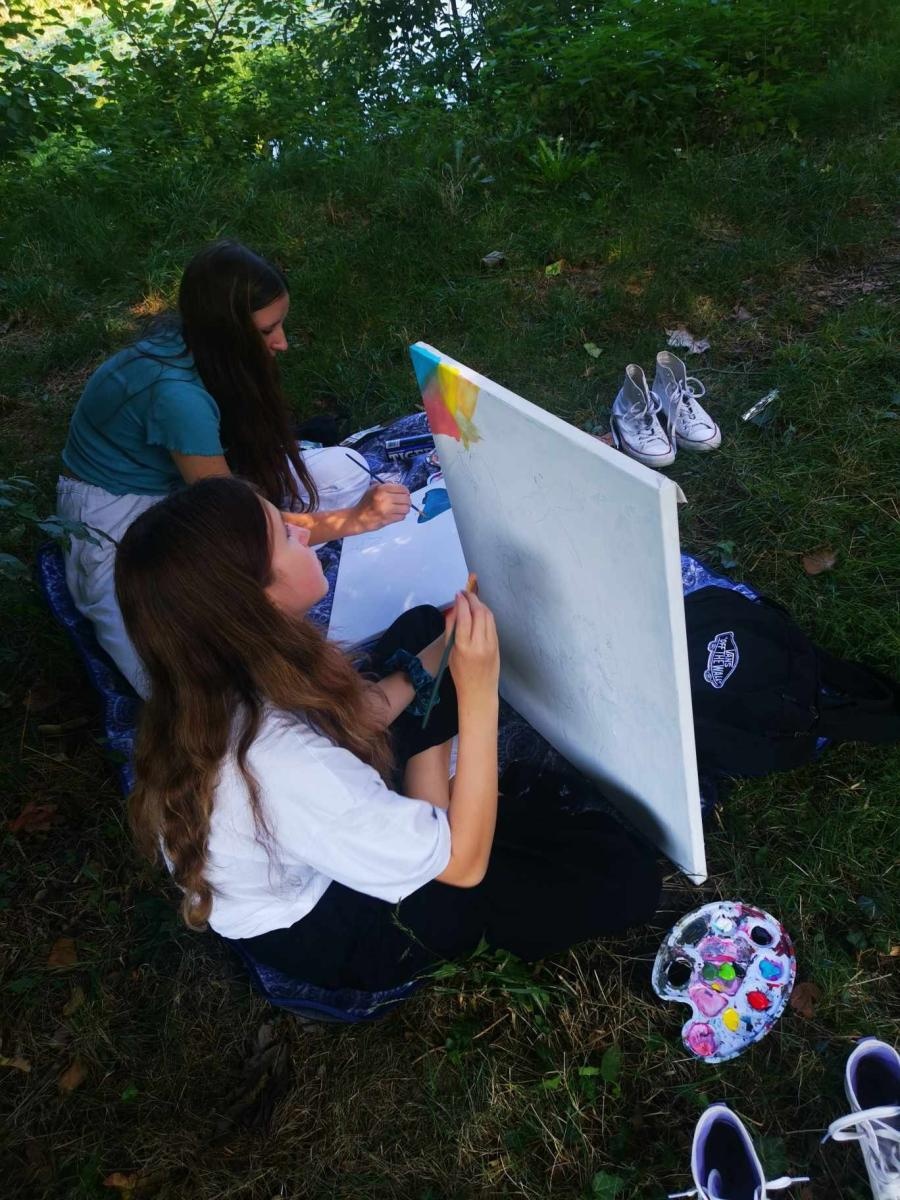 Zdjęcie w galerii na portalu naszraciborz.pl: MDK zorganizował w Rudach plener malarski wiadomości z regionu