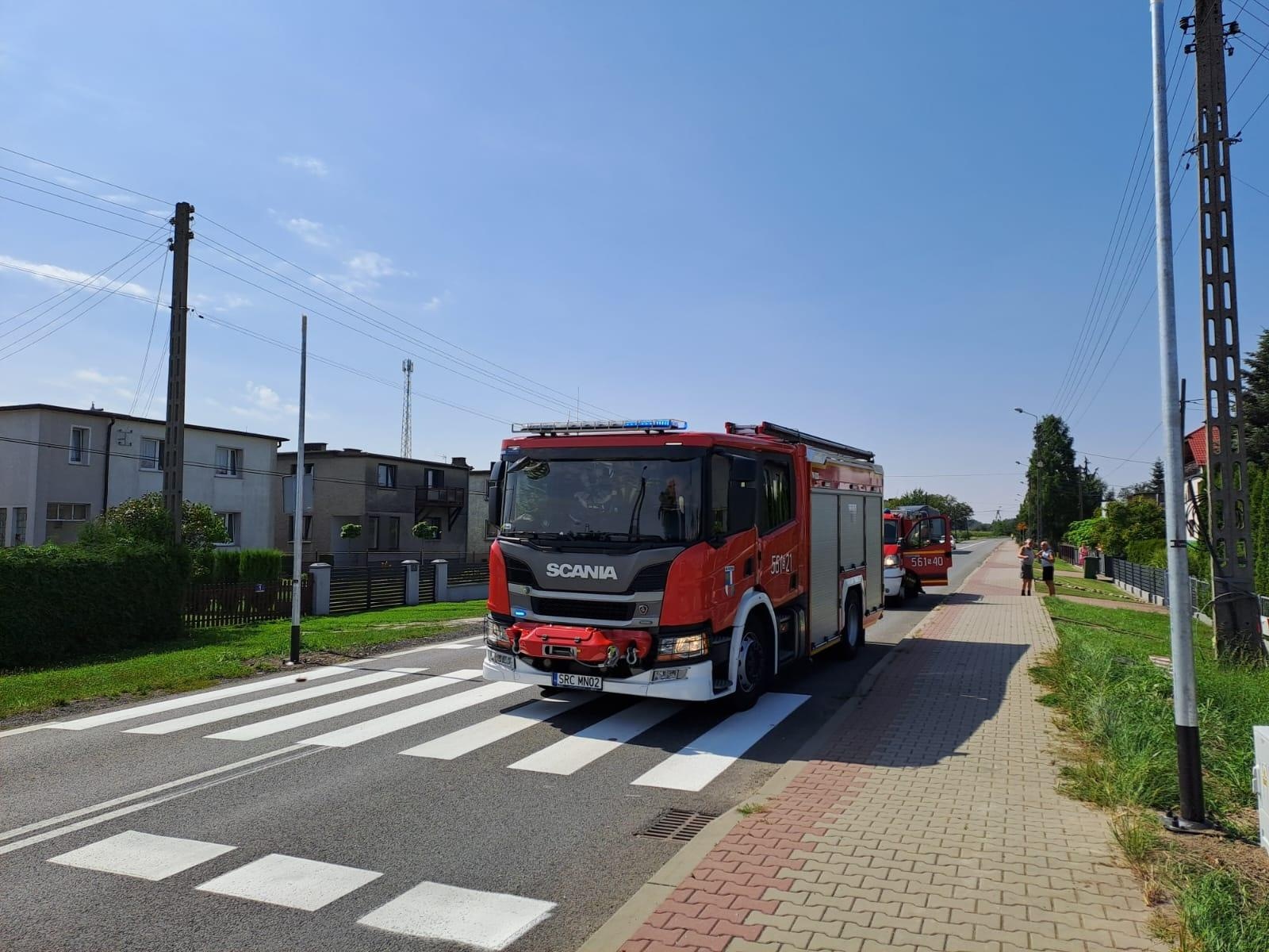 Zdjęcie w galerii na portalu naszraciborz.pl: Zderzenie ciężarówki z osobówką w Tworkowie wiadomości z regionu
