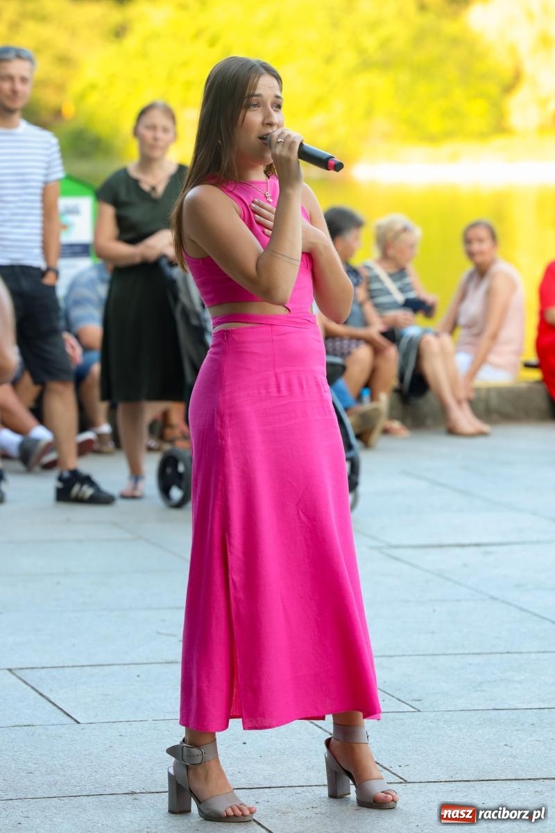 Zdjęcie w galerii na portalu naszraciborz.pl: Żyłem jak chciałem - koncert Gentlemen's Club na bis! wiadomości z regionu