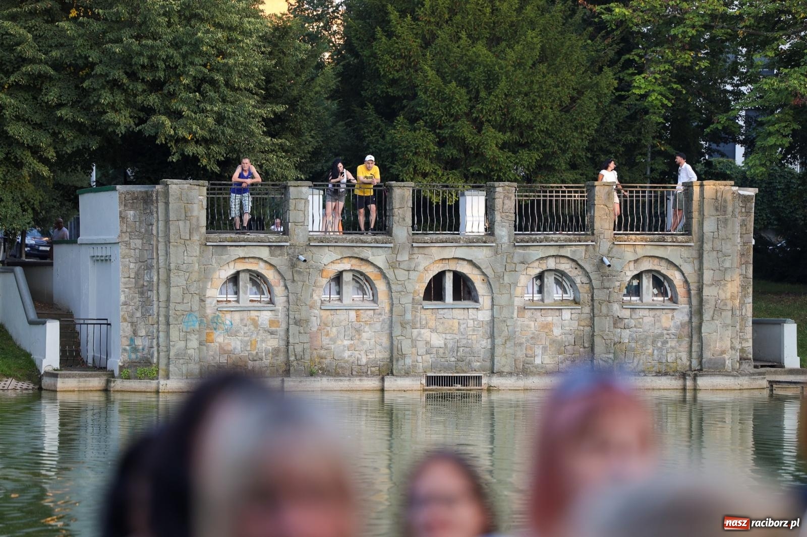 Zdjęcie w galerii na portalu naszraciborz.pl: Żyłem jak chciałem - koncert Gentlemen's Club na bis! wiadomości z regionu