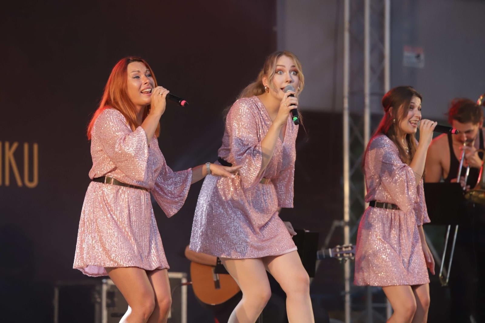 Zdjęcie w galerii na portalu naszraciborz.pl: Silesian Jazz Daughters i Sextet Adama Jarzmika na XV Międzynarodowym Festiwalu Jazzu Tradycyjnego w Rybniku wiadomości z regionu