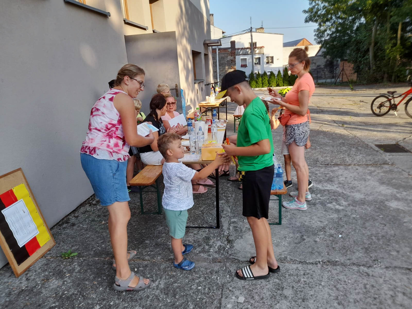 Zdjęcie w galerii na portalu naszraciborz.pl: DFK zaprosiło na wycieczkę w okolicach Bojanowa wiadomości z regionu